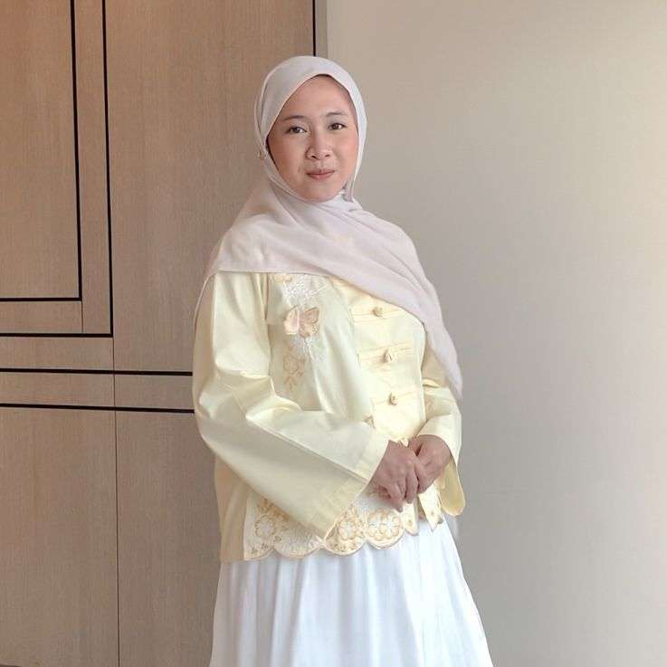 Mariposa Cheongsam Shirt Bordir Poplin Syamaita Original