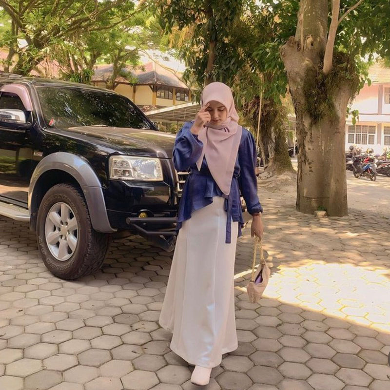 Hava Skirt Slim A Rok Kerja Straight Line Hip Rok Span Formal // Putih TIDAK MENERAWANG HIGHWAIST