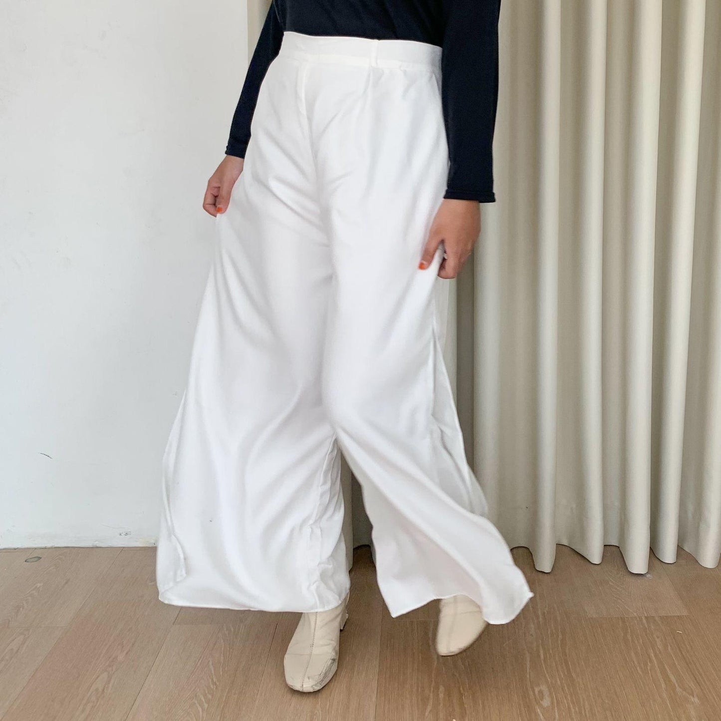 Mirae Flowy Pants Cullote Ceruti