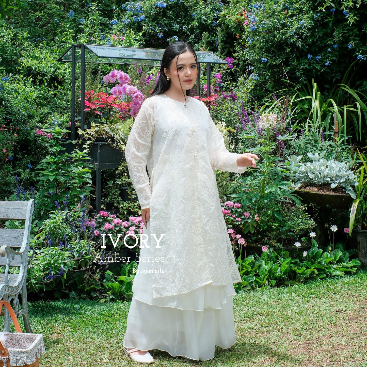 Amber Series Tunik and Vest Papersilk Timeless Eye Catching Bordir