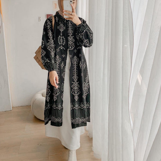 Syamaita - Tamara Outer Tunik Motif Batik Modern Kancing Busui dan Wudhu Friendly Material Foam Emboss Premium Muslim